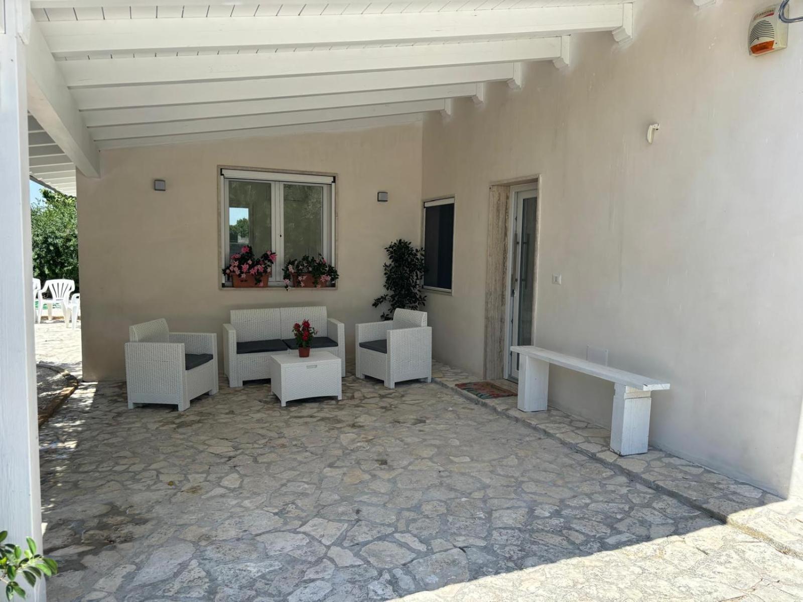 Tenuta Pizzi San Pietro Vernotico Εξωτερικό φωτογραφία
