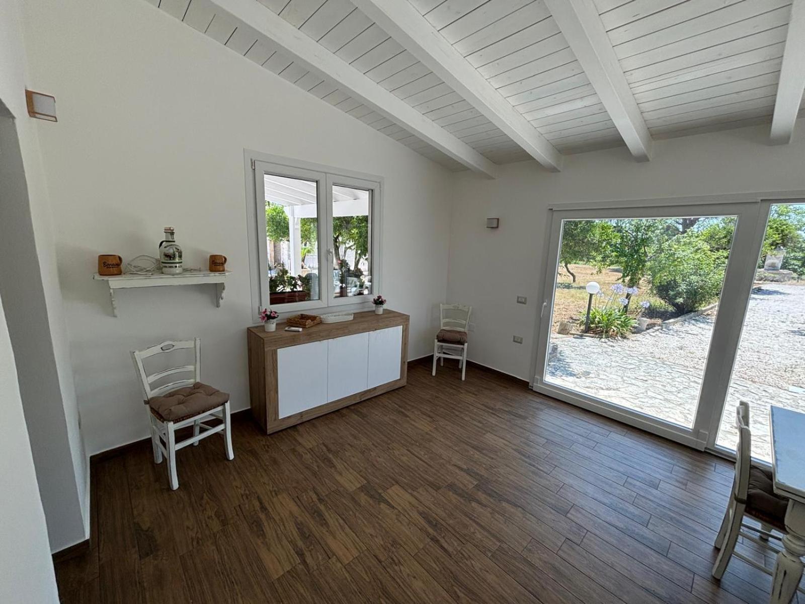 Tenuta Pizzi San Pietro Vernotico Εξωτερικό φωτογραφία